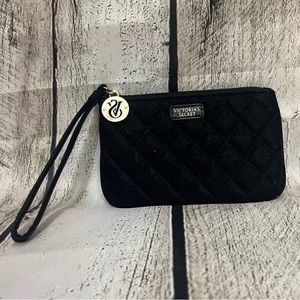 VICTORIAS SECRET - wristlet